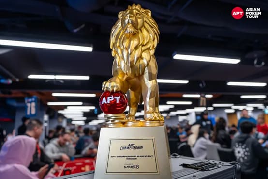 【EV扑克】2025APT冠军赛|绝对统治力!Roman Hrabec 超级豪客冠军赛全程领跑强势夺冠!
