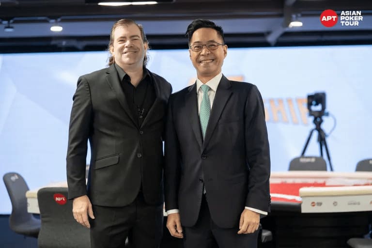 【EV扑克】2025APT冠军赛|主赛轻松破保!中国台湾省选手Chia Wei Kuo首轮领跑!