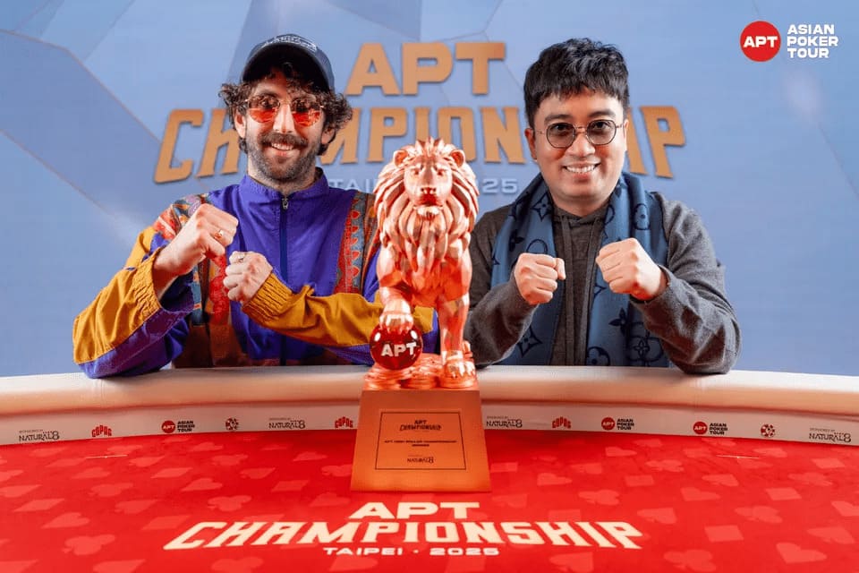 【EV扑克】2025APT冠军赛|爱尔兰选手Toby Joyce问鼎豪客冠军赛,斩获 APT 赛史主赛之外最壕赛事冠军奖金!