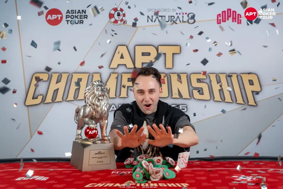 【EV扑克】2025APT冠军赛|爱尔兰选手Toby Joyce问鼎豪客冠军赛,斩获 APT 赛史主赛之外最壕赛事冠军奖金!