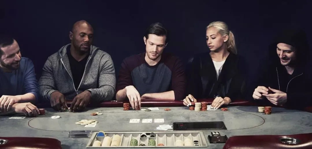 【EV扑克】策略丨有人说松凶才是扑克的精髓,谈谈成为松凶高手必须注意几点!