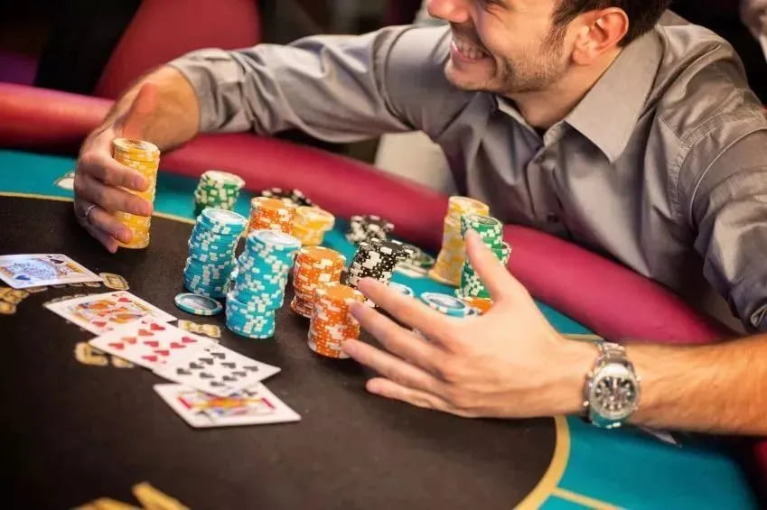 【EV扑克】激进与被动打法,国际扑克牌局指南!