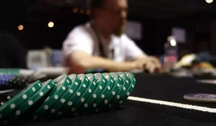 【EV扑克】学会平衡你的范围,才能让对手无利可图