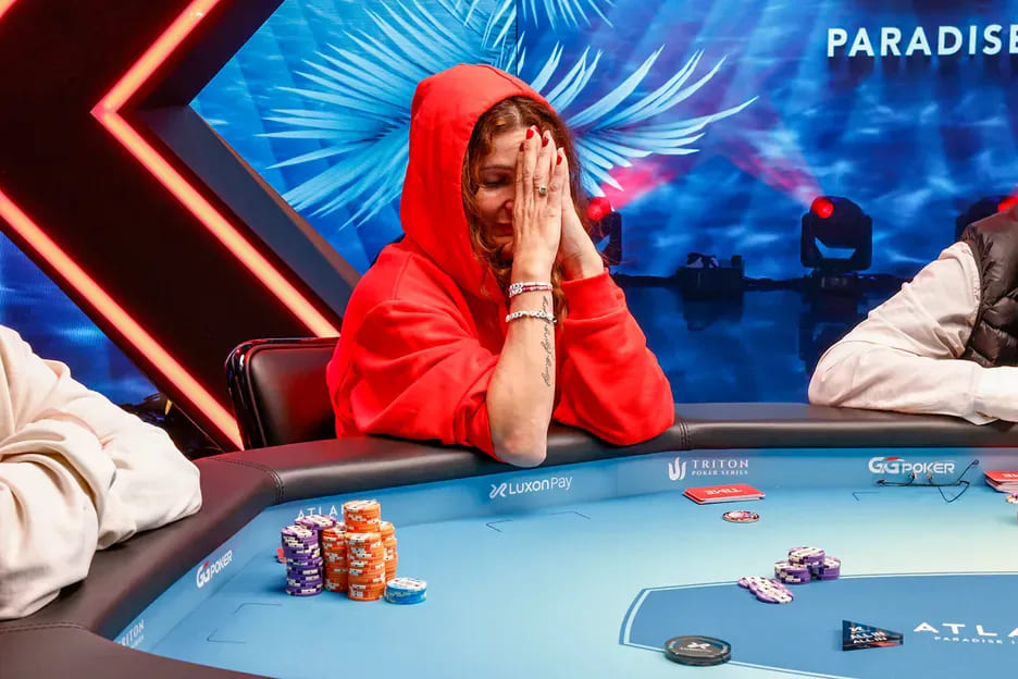 【EV扑克】27岁逆袭封神！奥地利新星斩获WSOP千万美金冠军，78岁老将单挑4小时惜败屈居亚军【WSOP天堂岛】