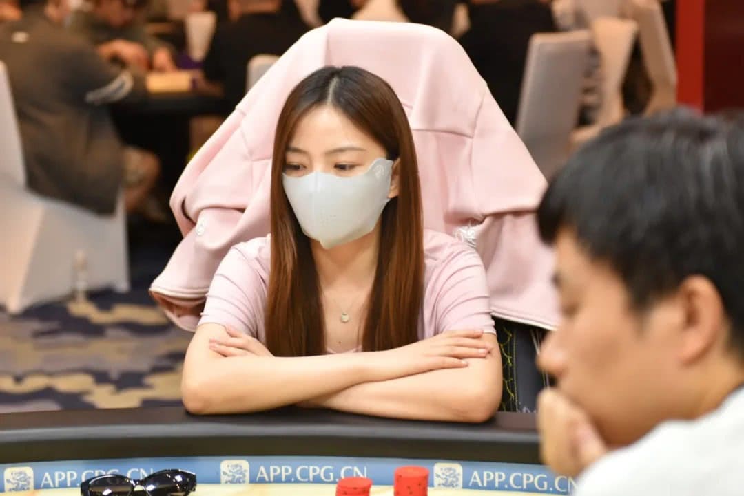 【EV扑克】CPG三亚大师赛|主赛剩余18人冲击决赛桌,张志梅开二度再次成为CL