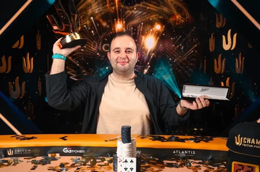 【EV扑克】2025扑克收入榜TOP10出炉！这些大神今年狂揽1.2亿刀！