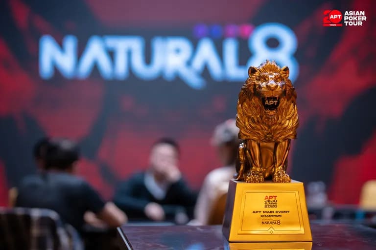 【EV扑克】2026 APT济州经典赛 | 主赛决赛桌日本选手 Shintaro Sato领跑，四位中国选手成功晋级；迷你主赛Shuang Bao领跑！