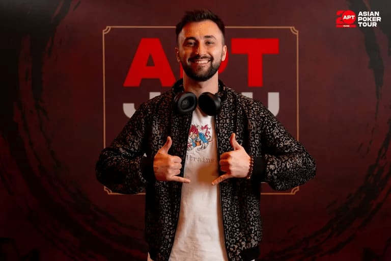 【EV扑克】2026 APT济州经典赛 | 主赛决赛桌日本选手 Shintaro Sato领跑，四位中国选手成功晋级；迷你主赛Shuang Bao领跑！