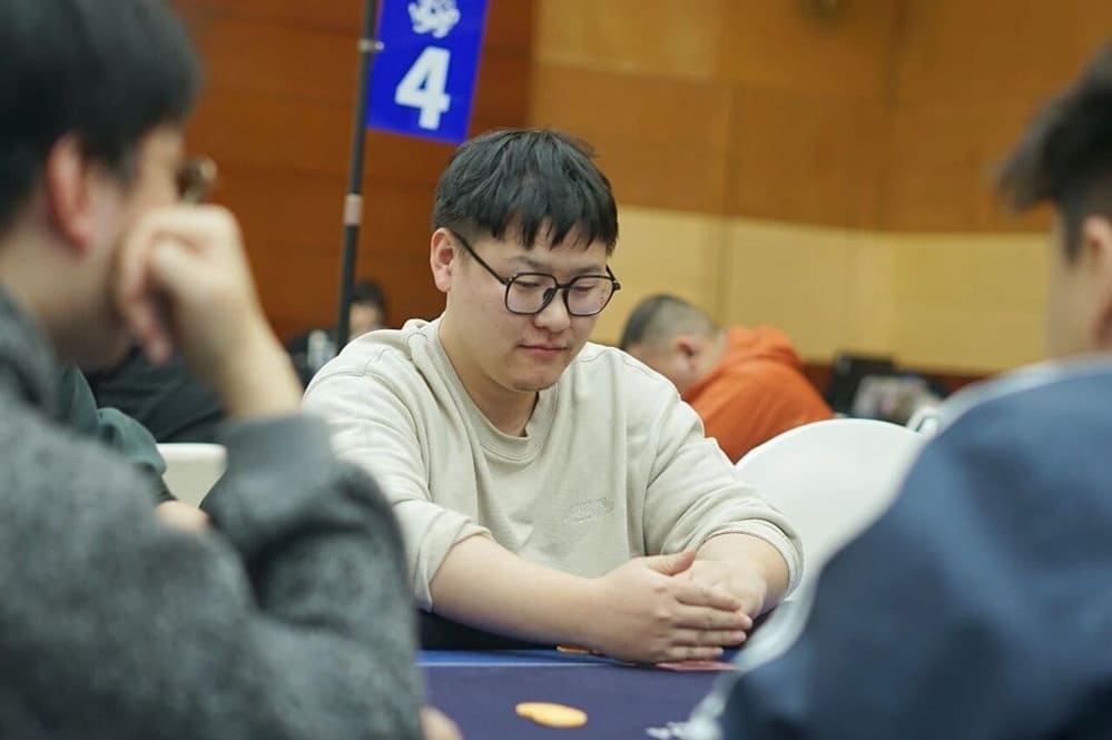 【EV扑克】2026 IPG季中赛选拔赛｜阳春三月新惊喜！主赛975人次参赛252人晋级第二轮！郁伟健/郭仁涛成C/D组CL！李勇再摘一冠成系列赛双冠王！