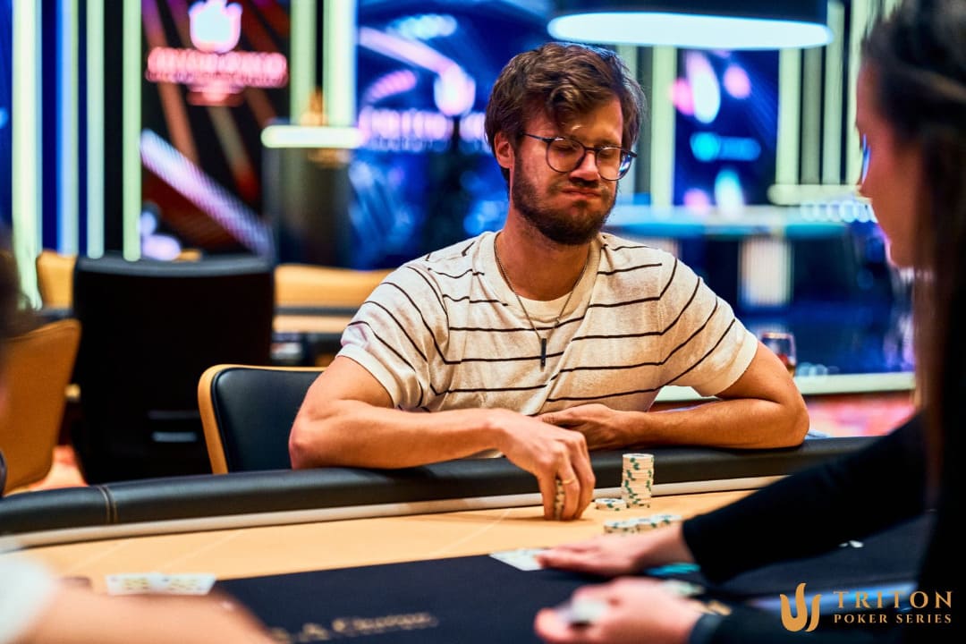 【EV扑克】Triton 济州 | 快速赛惊险夺冠，Mehdi Chaoui 笑傲济州
