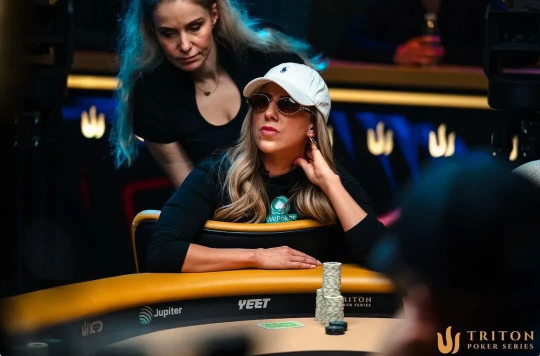 【EV扑克】决赛桌弃掉KK!Kristen Foxen这手牌吵翻整个圈子