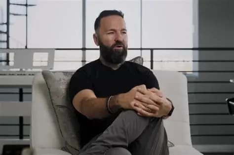 【EV扑克】一手牌撕裂扑克圈:Foxen弃KK遭网暴,丹牛直接开喷“全是蠢货”