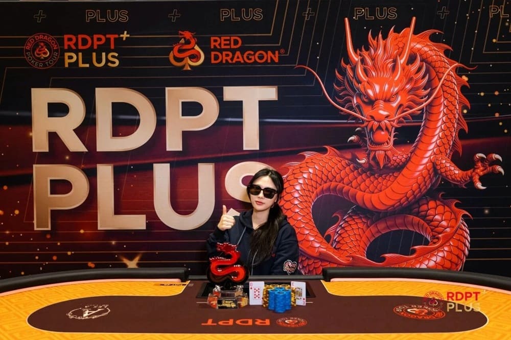 【EV扑克】2026红龙杯PLUS｜再起烽火！青龙杯PLUS首轮A/B组偃旗息鼓，张骁/Liu Weihong分别登顶CL携手44人晋级